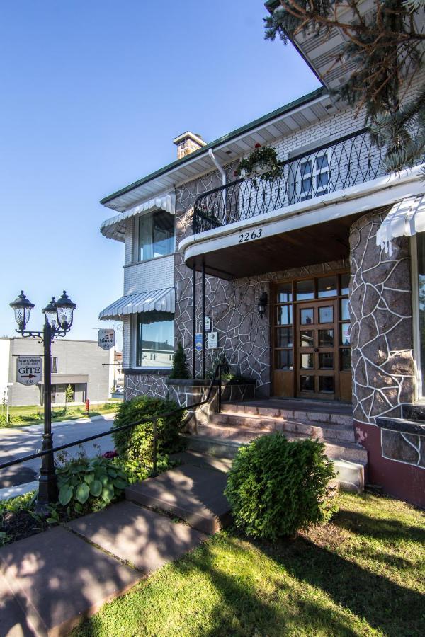 Gite Au P'Tit Manoir B&B Сагне Екстер'єр фото