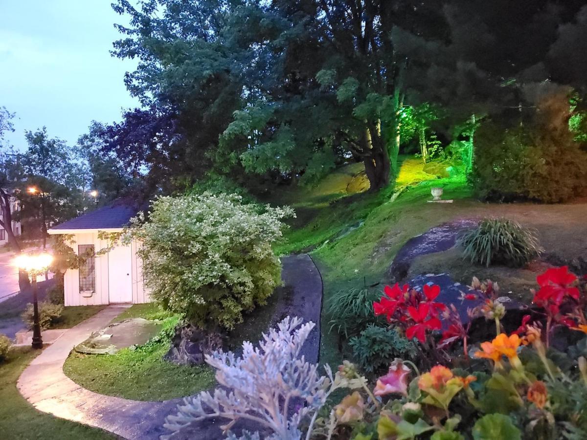 Gite Au P'Tit Manoir B&B Сагне Екстер'єр фото